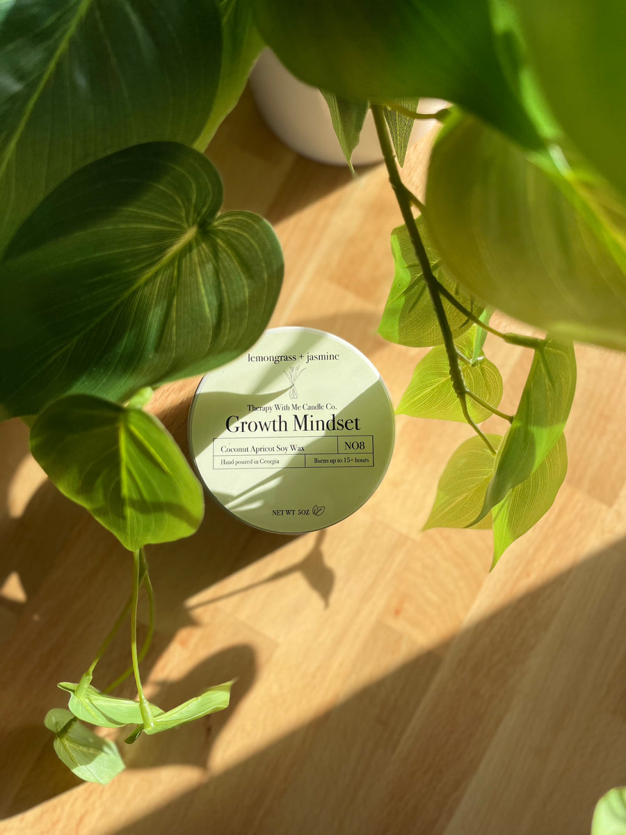 Lemongrass + Jasmine Scented Candle - Medium 5 oz