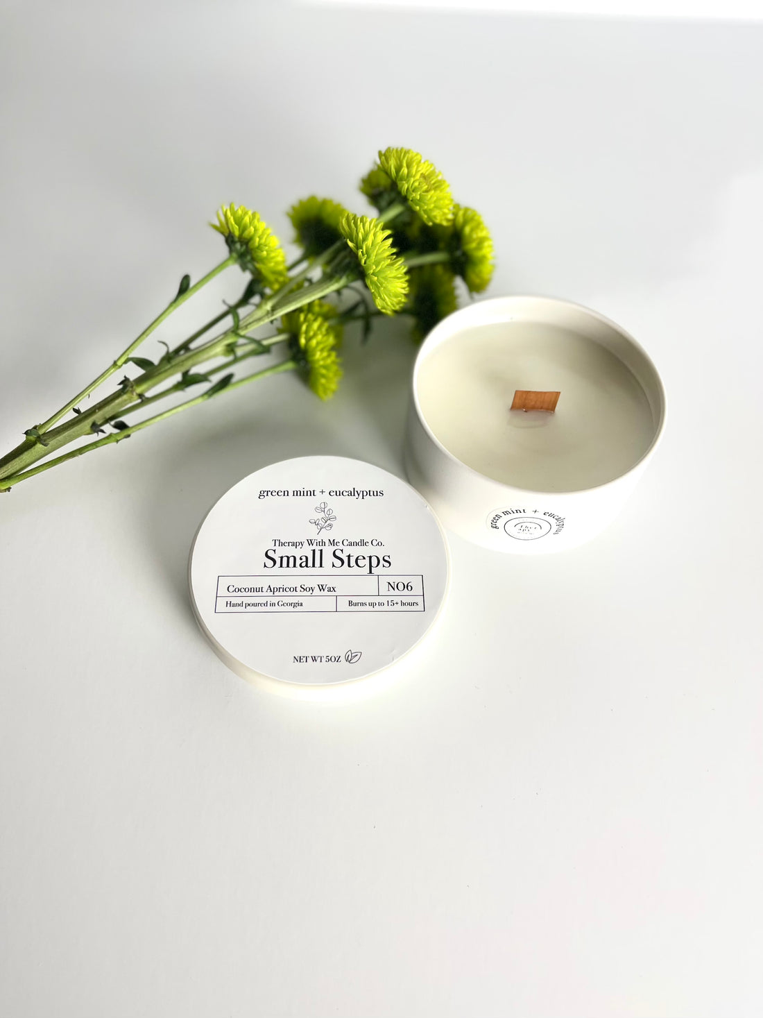 This 5oz candle offers a refreshing blend of invigorating green mint and soothing eucalyptus