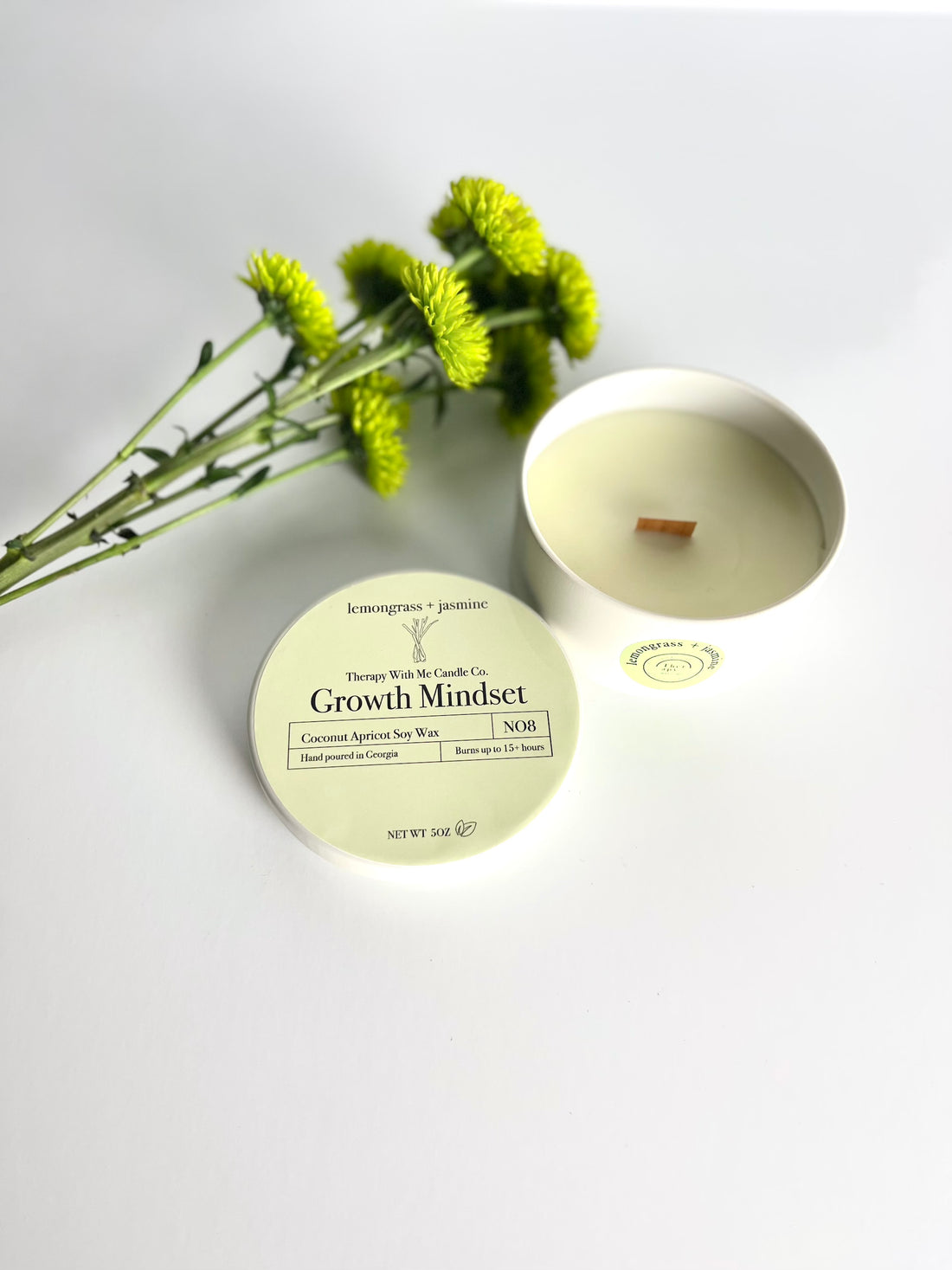 This 5oz candle is crafted to provide a harmonious blend of refreshing lemongrass and enchanting jasmine, creating a sophisticated and aromatic atmosphere