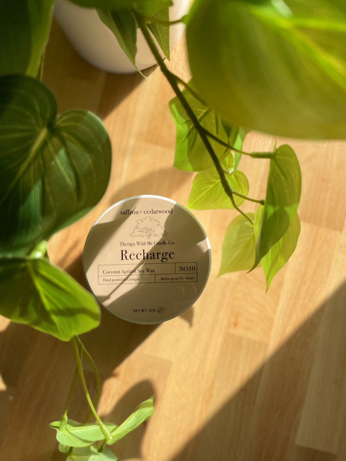 Saffron + Cedarwood Scented Candle - Medium 5 oz